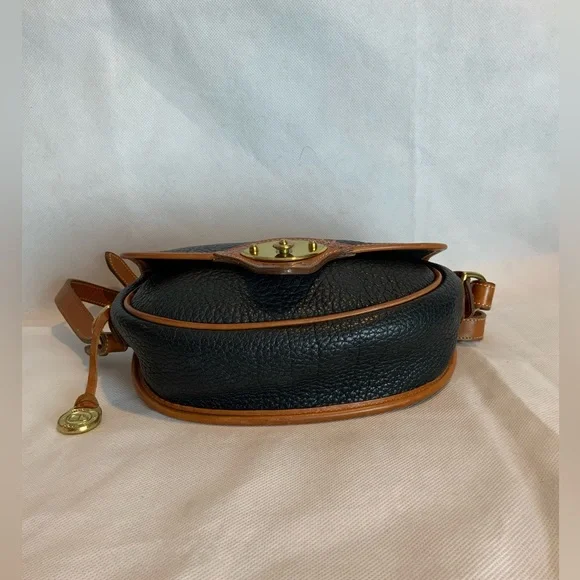 Dooney & Bourke vintage cavalry trooper bag pebbled leather crossbody - Picture 2 of 9